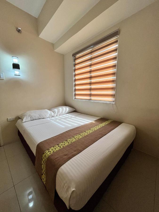 Eon Centennial Express Hotel Iloilo City Ngoại thất bức ảnh